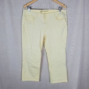 ♤ Thre3 Capri Jeans Size 12 Butter Yellow